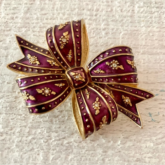 Vintage Joan Rivers Enamel and Gold Plated Brooch Pin - Picture 3 of 7